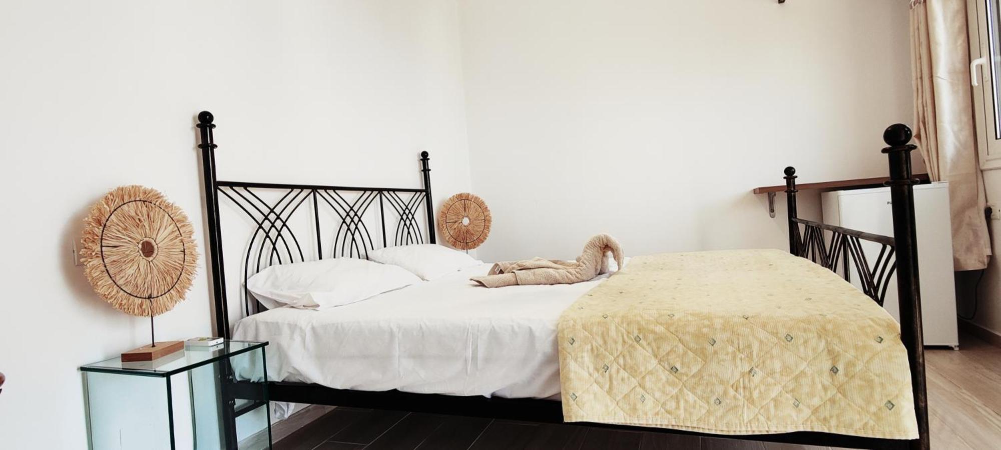 Villa Tato: Horizon Haven With Panoramic Sea Views In Himare. Buitenkant foto